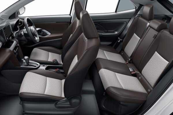Toyota Yaris Cross Hybrid - Image 4